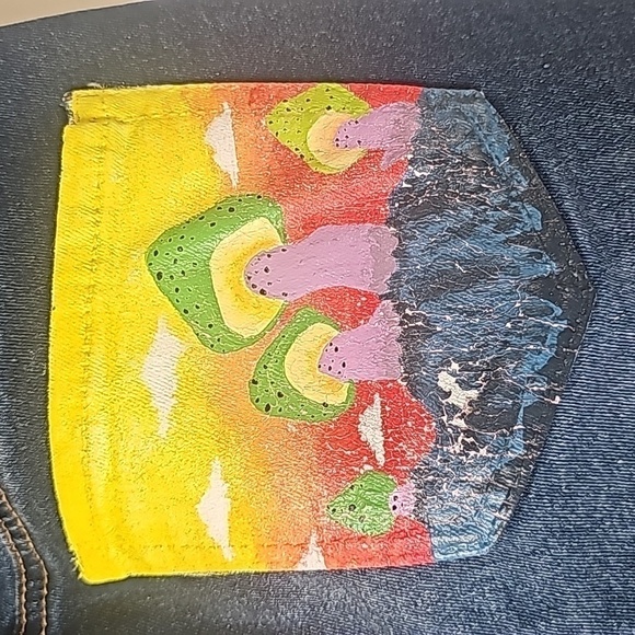 Bongo  Cropped Denim Jeans DIY Painted Back Pockets Size 4 Art To Wear A… - Picture 7 of 8